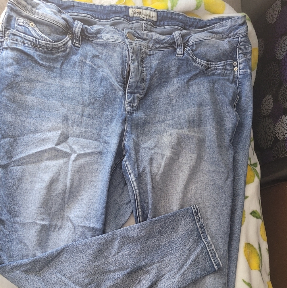 Royalty For Me Wannabettabutt plus size jeans